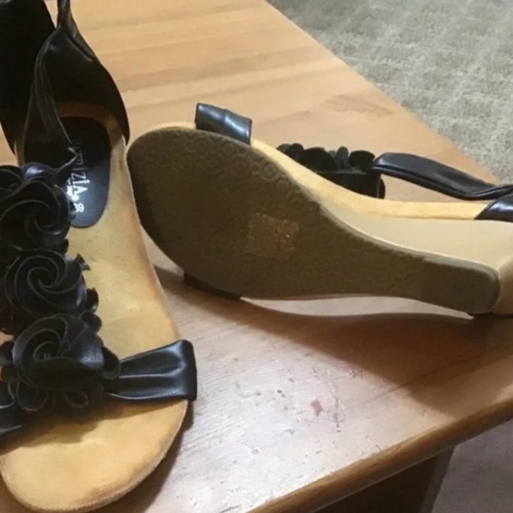 Wedges - Picture 2 of 4